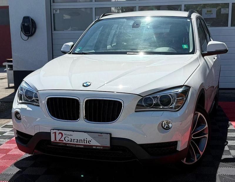 Weiß Gebraucht 2013 BMW X1 Sport Line SUV | 9.999 € (Guter Preis) - Bild 1/2