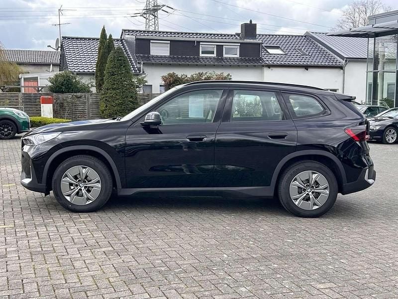 Gebraucht BMW iX1 Shadowline 150 kW (204 PS) 2025 Schwarz SUV