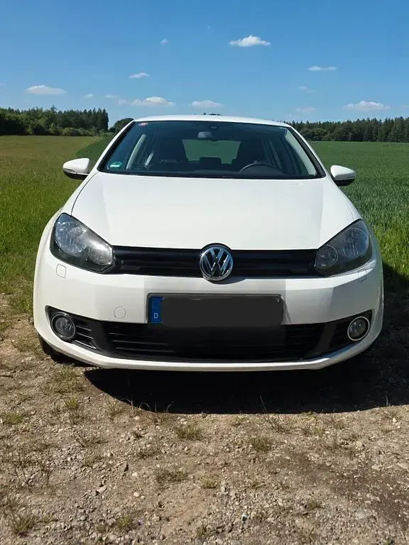 Gebraucht VW Golf VI Trendline 80 PS (58 kW) 2009 Weiß Kleinwagen