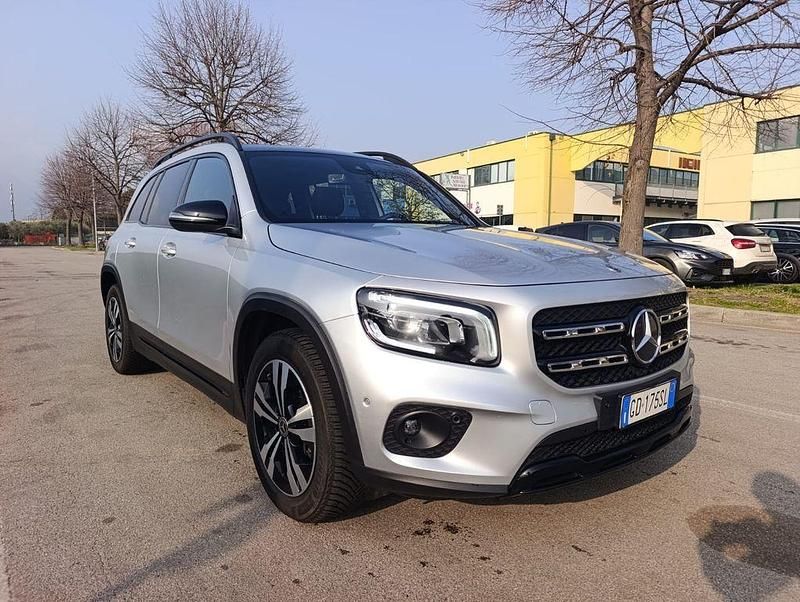 Gebraucht Mercedes GLB200 150 PS (110 kW) 2021 Silber SUV