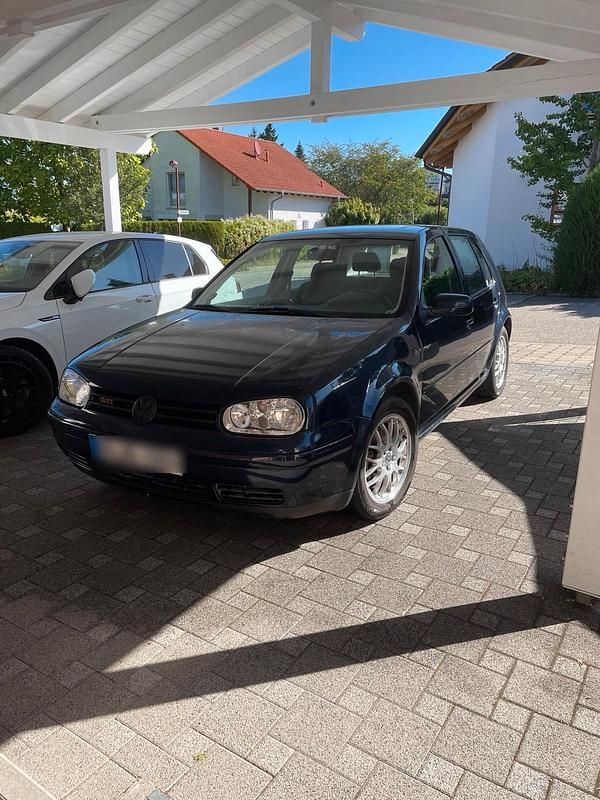 Blau Gebraucht 1998 VW Golf IV GTI Kleinwagen | 1.100 € - Bild 1/4