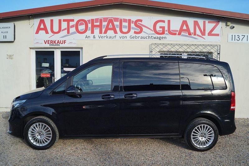 Gebraucht Mercedes V220 Avantgarde Edition 163 PS (119 kW) 2020 Obsidianschwarz metallic Van / Kleinbus