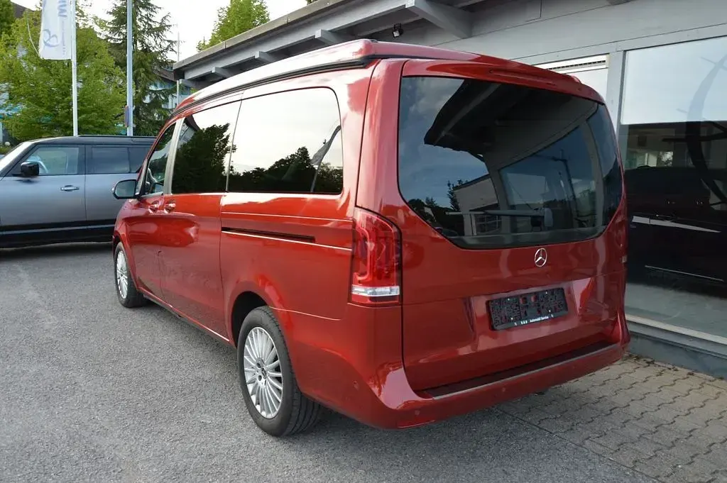 Gebraucht Mercedes V220 Edition 163 PS (119 kW) 2020 Hyazinthrot Van / Kleinbus