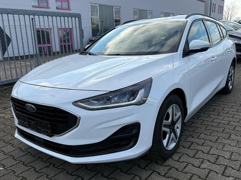 Usata Ford Focus Cool & Connect 101 CV (74 kW) 2022 Bianco Station wagon