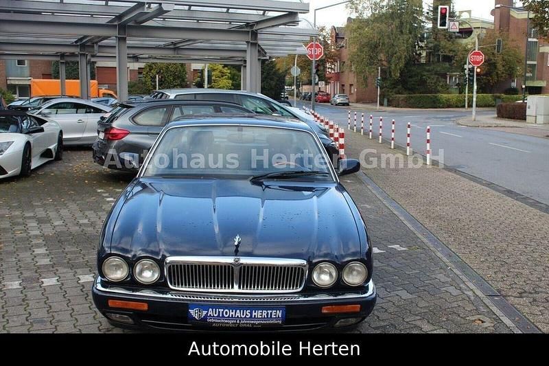Gebraucht Jaguar XJ 211 PS (155 kW) 1997 Blau Limousine