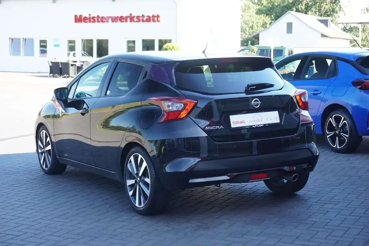 Gebraucht Nissan Micra N-Connecta 117 PS (86 kW) 2019 Black (metallic) Kleinwagen