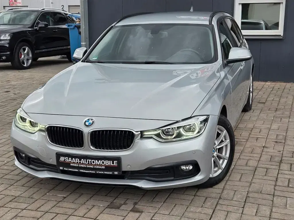 Gebraucht BMW 320 190 PS (139 kW) 2016 Silber Kombi