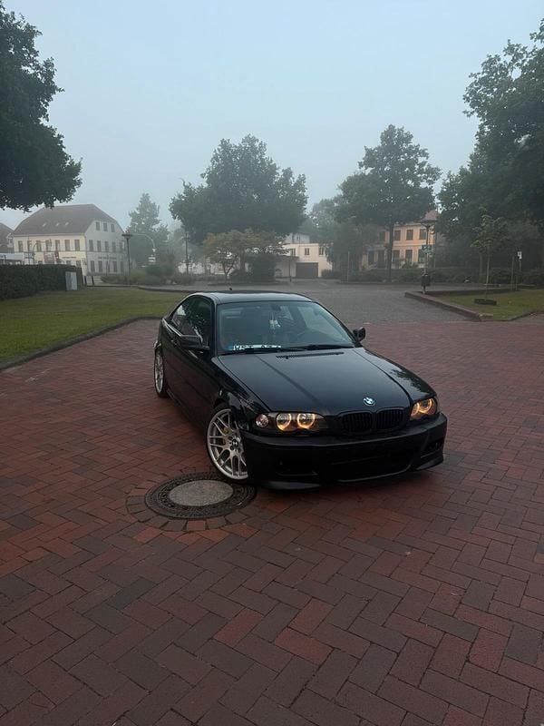 Schwarz Gebraucht 2002 BMW 330 M Sport Coupé | 9.000 € (Fairer Preis) - Bild 1/4