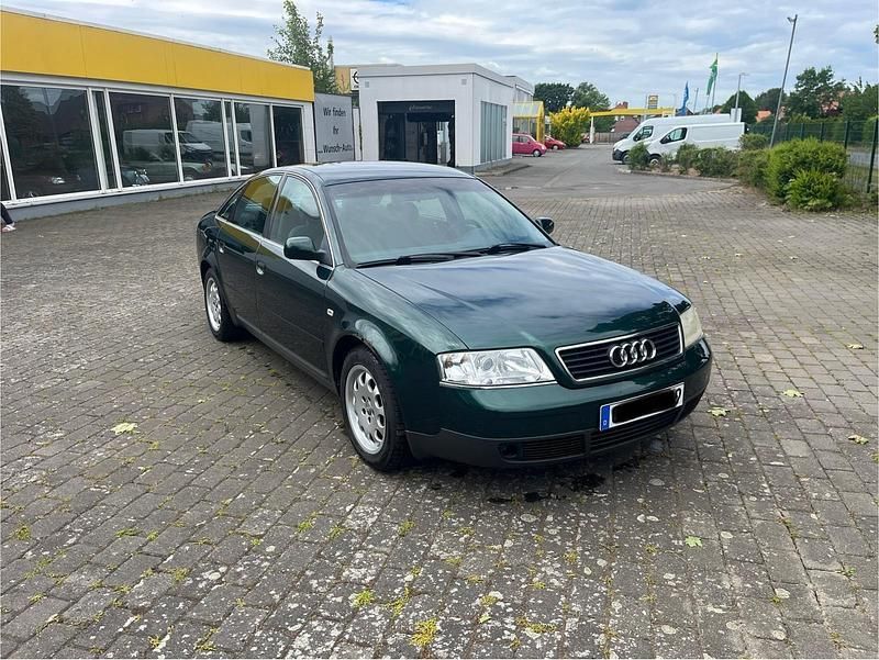 Grün Gebraucht 1997 Audi A6 Limousine | 1.400 € (Guter Preis) - Bild 1/4