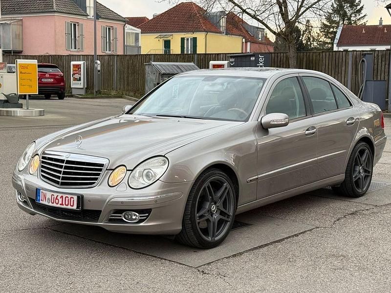 Gebraucht Mercedes E50 AMG AMG 306 PS (225 kW) 2004 Cubanitsilber  metallic Limousine