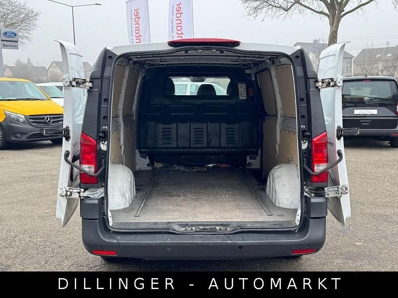 Gebraucht Mercedes Vito 163 PS (119 kW) 2020 Weiß Van