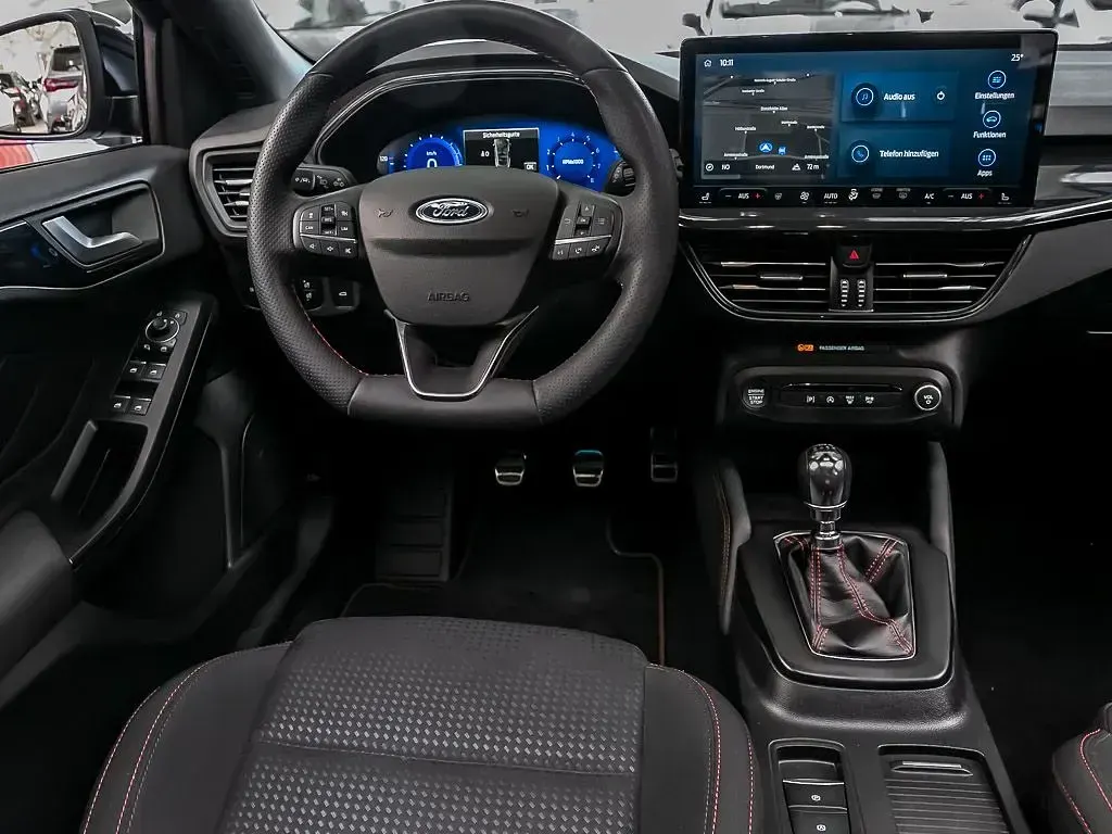 Gebraucht Ford Focus ST-Line X 155 PS (114 kW) 2023 Schwarz Kombi