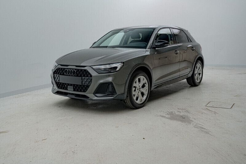Andere farbe Gebraucht 2022 Audi A1 Kleinwagen | 37.050 € - Bild 1/4
