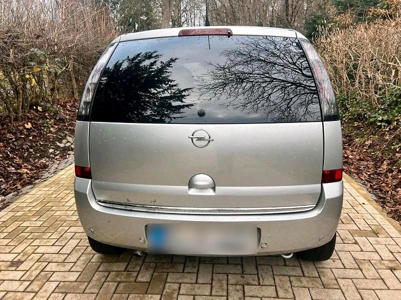 Gebraucht Opel Meriva 105 PS (77 kW) 2008 Silber Van / Kleinbus