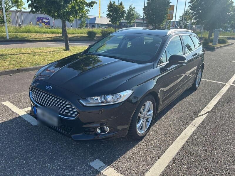Schwarz Gebraucht 2015 Ford Mondeo Titanium Kombi | 11.900 € - Bild 1/4