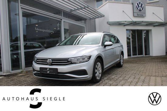 Silber Gebraucht 2021 VW Passat Kombi | 17.790 € (Superpreis) - Bild 1/4