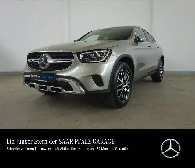 Second-hand Mercedes GLC300e 211 CP (155 kW) 2021 Argintiu Coupe