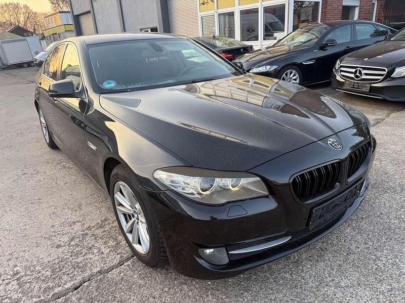 Gebraucht BMW 520 184 PS (135 kW) 2011 Schwarz ii Limousine