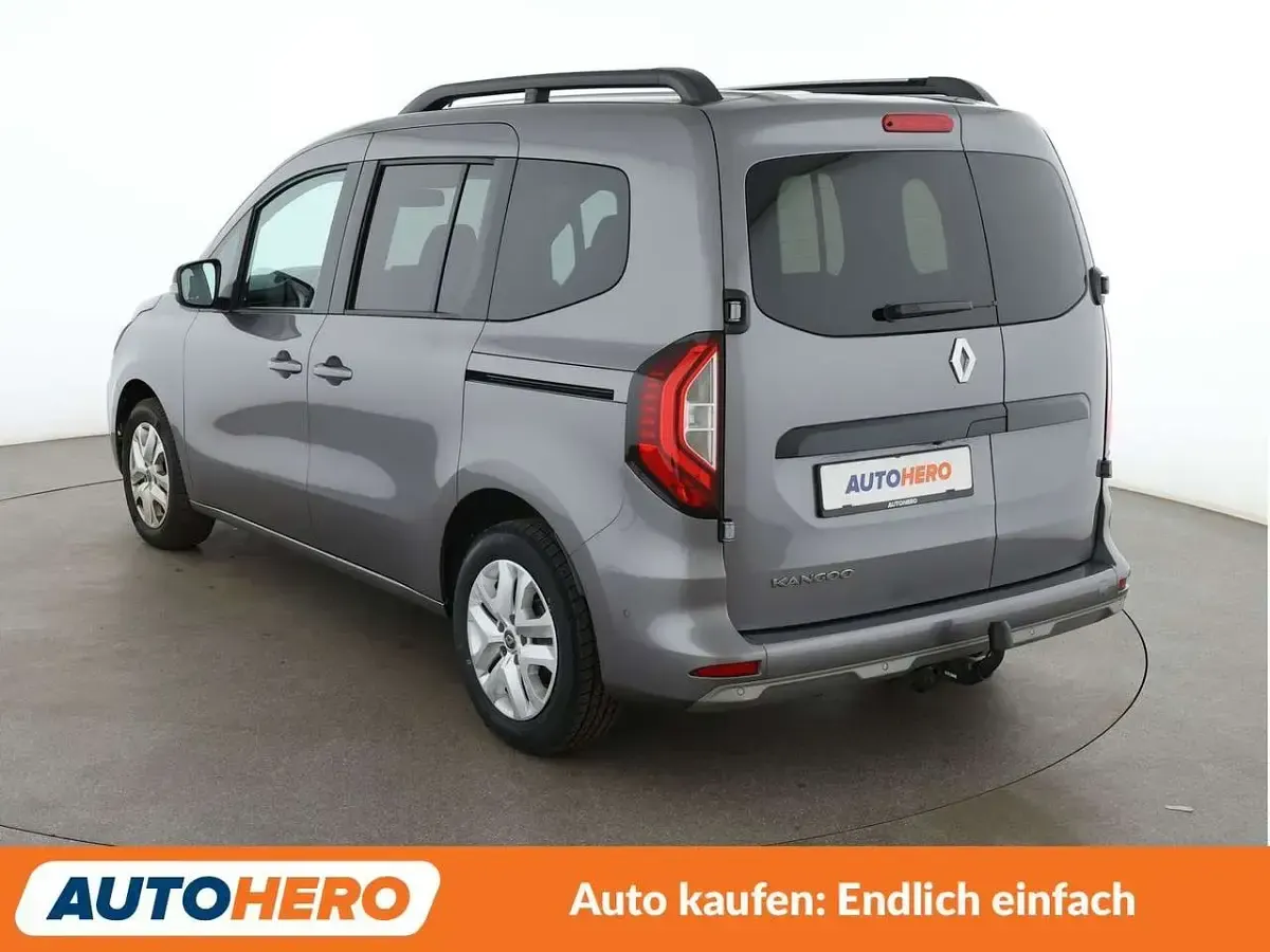 Gebraucht Renault Kangoo Techno 131 PS (96 kW) 2023 Grau Van / Kleinbus
