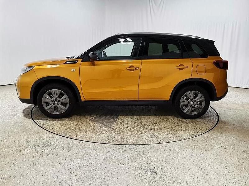 Gebraucht Suzuki Vitara Comfort 129 PS (94 kW) 2024 Gelb SUV