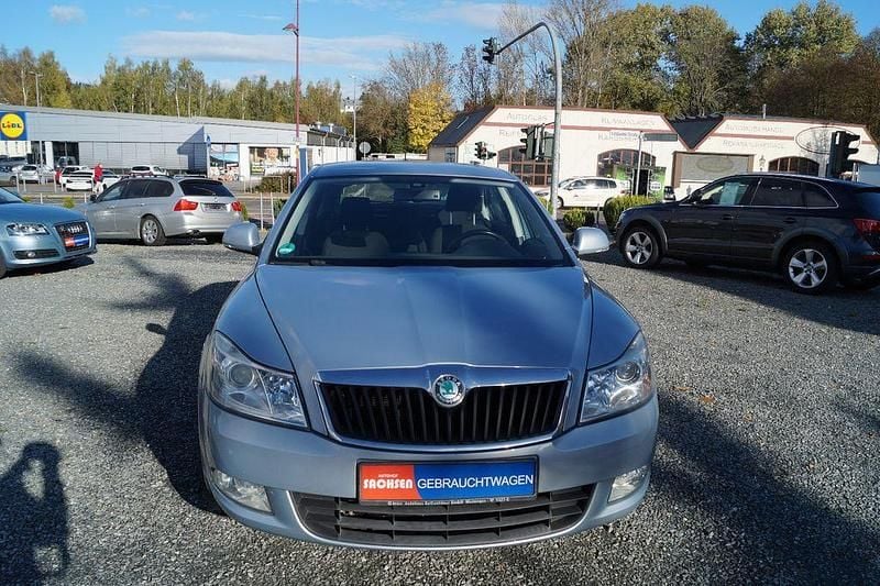 Blau Gebraucht 2010 Skoda Octavia Impuls Edition Limousine | 4.890 € (Guter Preis) - Bild 1/4