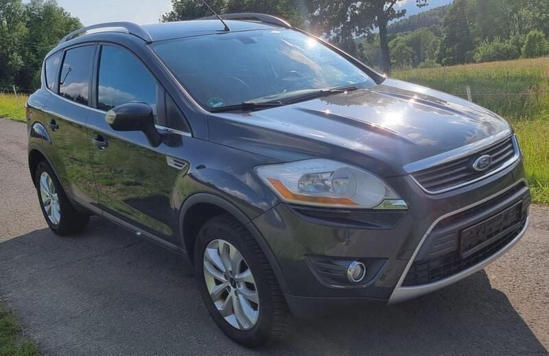 Grau Gebraucht 2009 Ford Kuga SUV | 4.650 € (Guter Preis) - Bild 1/4