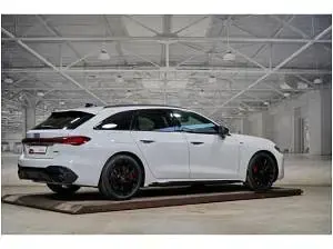 Gebraucht Audi A5 367 PS (269 kW) 2026 Weiß (gletscherweiß metallic) Kombi
