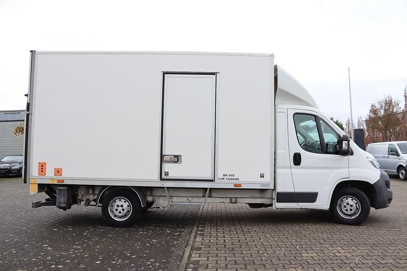 Second-hand Citroën Jumper 150 CP (110 kW) 2015 Alb Monovolum