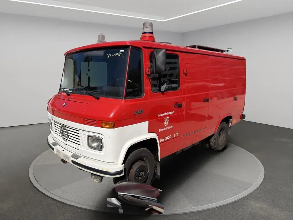 Gebraucht Mercedes T1 90 PS (66 kW) 1980 Rot Van