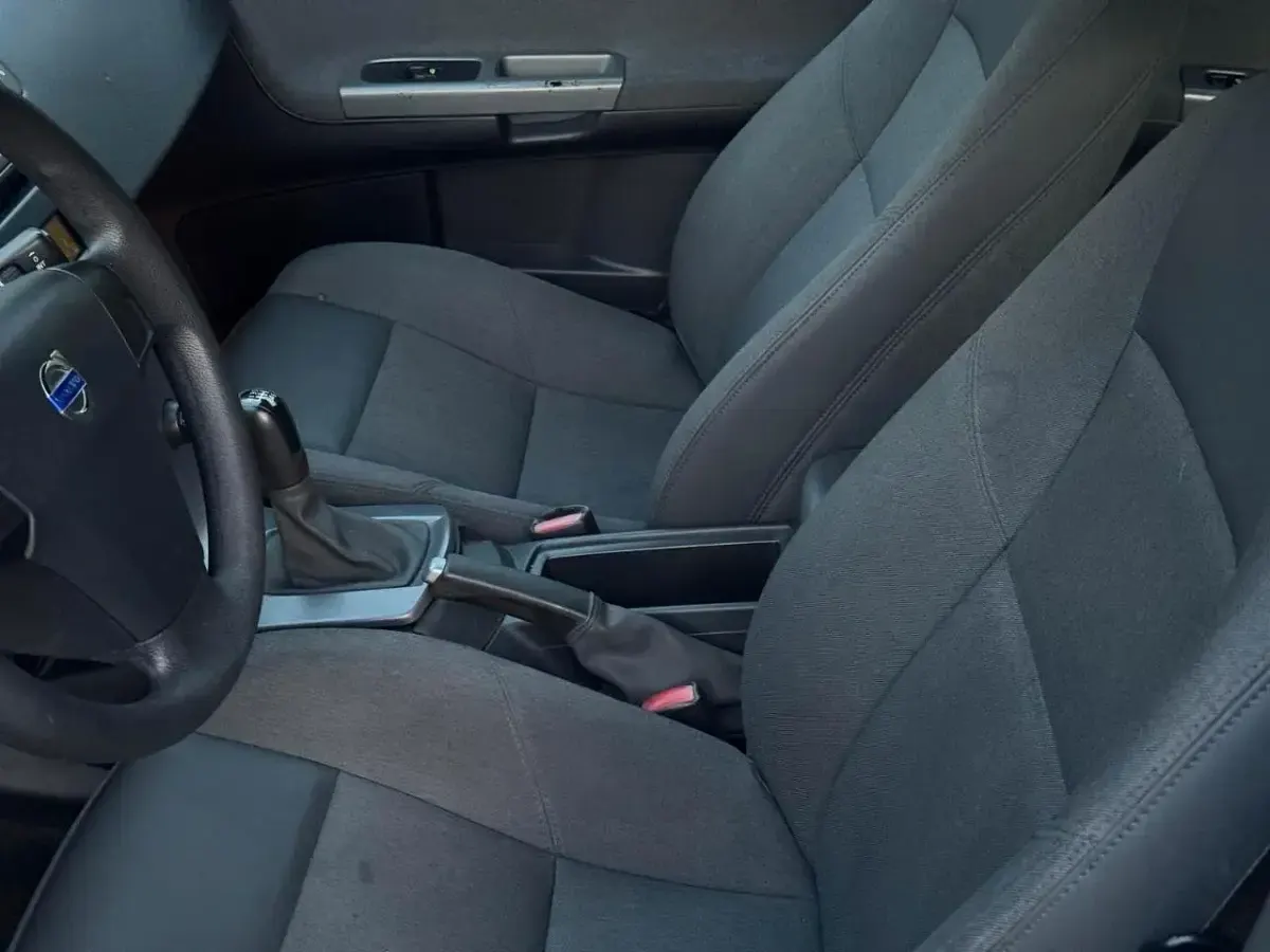 Gebraucht Volvo V50 136 PS (100 kW) 2006 Grau Kombi