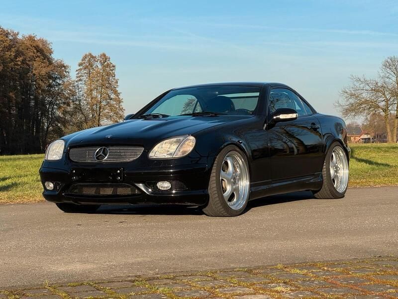 Schwarz Gebraucht 2002 Mercedes SLK32 AMG AMG Cabrio | 18.500 € (Guter Preis) - Bild 1/4
