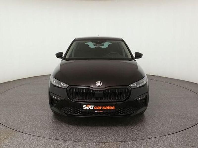 Gebraucht Skoda Scala Selection 116 PS (85 kW) 2025 Black magic perleffekt Kleinwagen