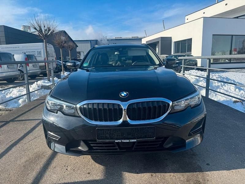 Gebraucht BMW 318 Advantage 150 PS (110 kW) 2020 Schwarz Kombi
