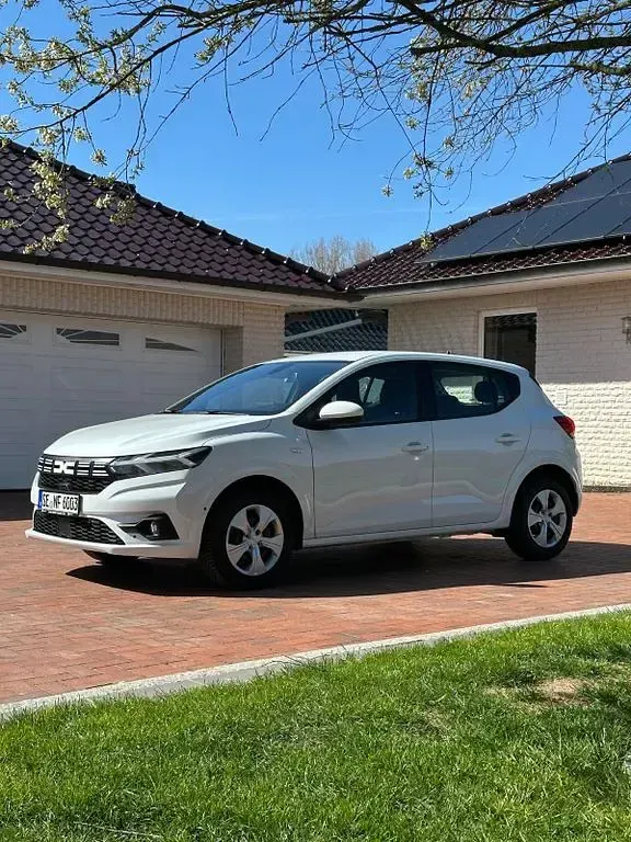 Occasion Dacia Sandero Expression 101 ch (74 kW) 2024 Berline