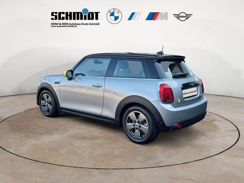 Gebraucht Mini Cooper SE Essential 135 kW (184 PS) 2023 Silber Kleinwagen