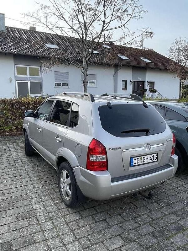 Gebraucht Hyundai Tucson GLS 141 PS (103 kW) 2008 Silber SUV