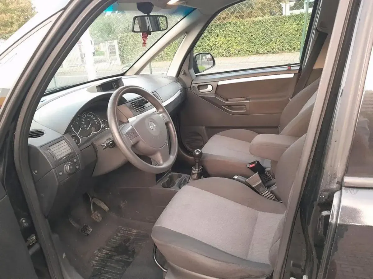 Gebraucht Opel Meriva 86 PS (63 kW) 2003 Schwarz Van / Kleinbus