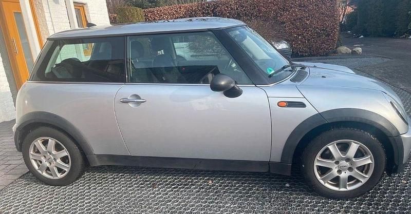 Gebraucht Mini ONE 90 PS (66 kW) 2005 Grau Kleinwagen