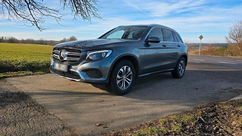 Gebraucht Mercedes GLC250 204 PS (150 kW) 2015 Grau SUV