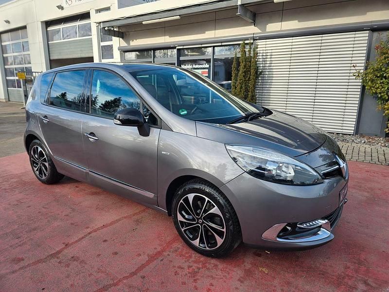 Silber Gebraucht 2016 Renault Scénic III Bose Edition Limousine | 6.999 € (Fairer Preis) - Bild 1/4