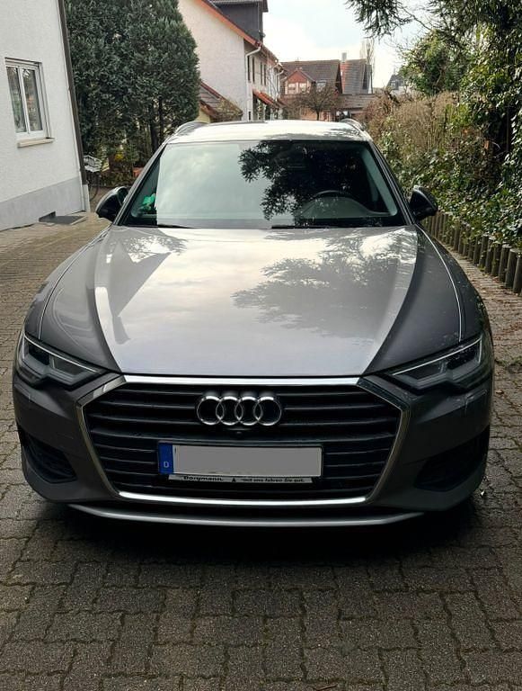 Grau Gebraucht 2019 Audi A6 Ambiente Kombi | 18.500 € - Bild 1/4