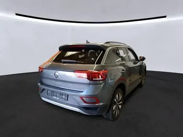 Gebraucht VW T-Roc Move 110 PS (80 kW) 2023 Grau SUV