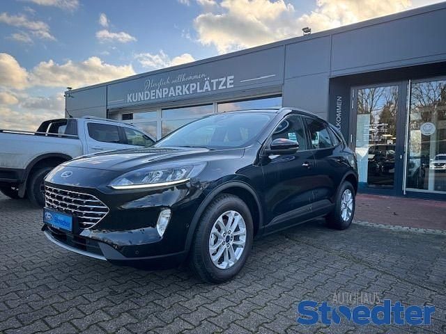 Gebraucht Ford Kuga Titanium 152 PS (111 kW) 2024 Schwarz SUV
