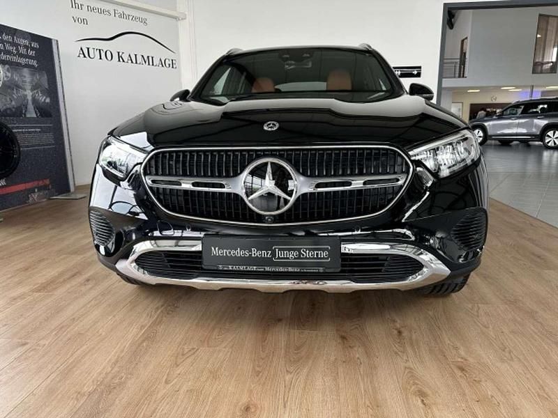 Gebraucht Mercedes GLC220 Avantgarde 197 PS (144 kW) 2024 Lack obsidianschwarz SUV
