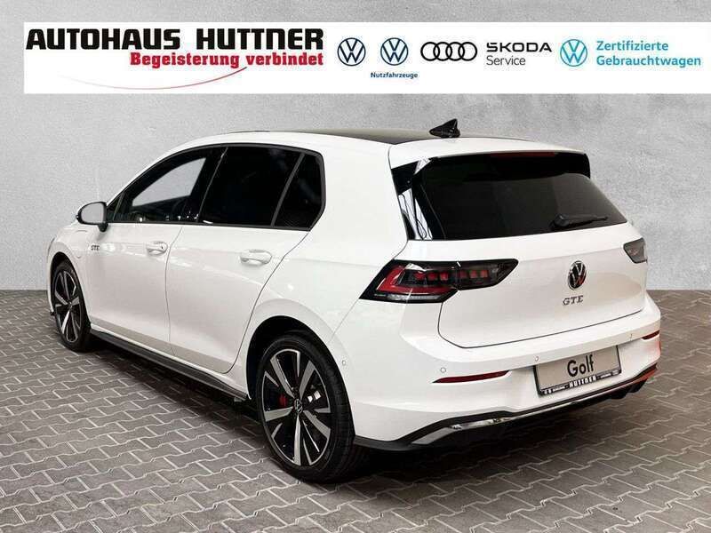 Gebraucht VW Golf VIII GTE 272 PS (200 kW) 2024 Pure white Limousine
