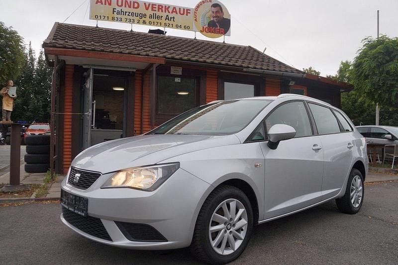 Silber Gebraucht 2015 Seat Ibiza ST Style Kombi | 5.990 € - Bild 1/4