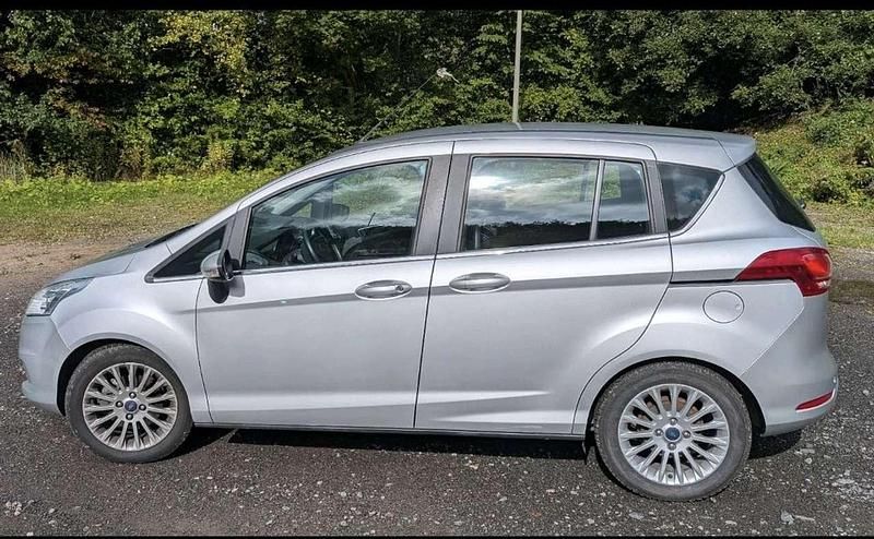 Gebraucht Ford B-MAX Titanium 101 PS (74 kW) 2014 Van / Kleinbus
