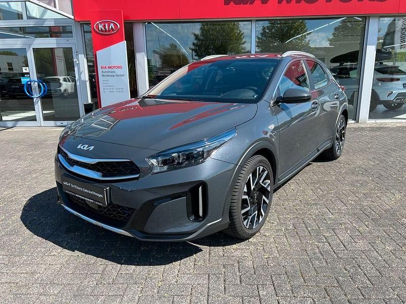 Gebraucht Kia XCeed Comfort 140 PS (102 kW) 2025 Grau SUV