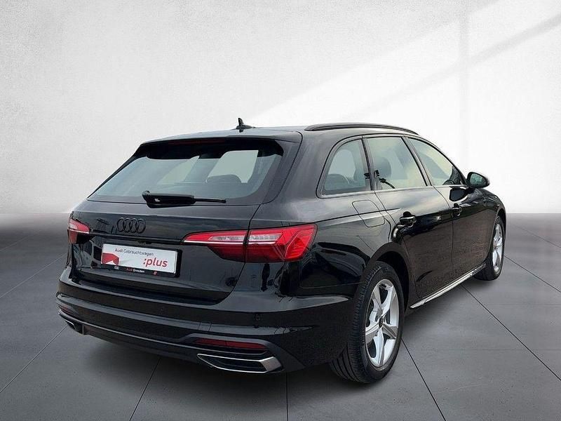 Gebraucht Audi A4 Advanced Plus 136 PS (100 kW) 2023 Brillantschwarz Kombi