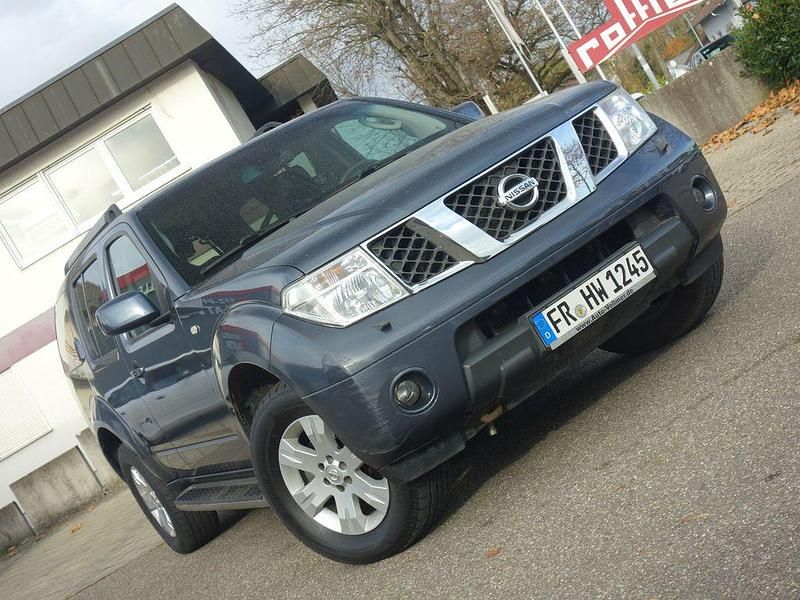 Grau Gebraucht 2005 Nissan Pathfinder Premium Edition SUV | 9.000 € - Bild 1/4